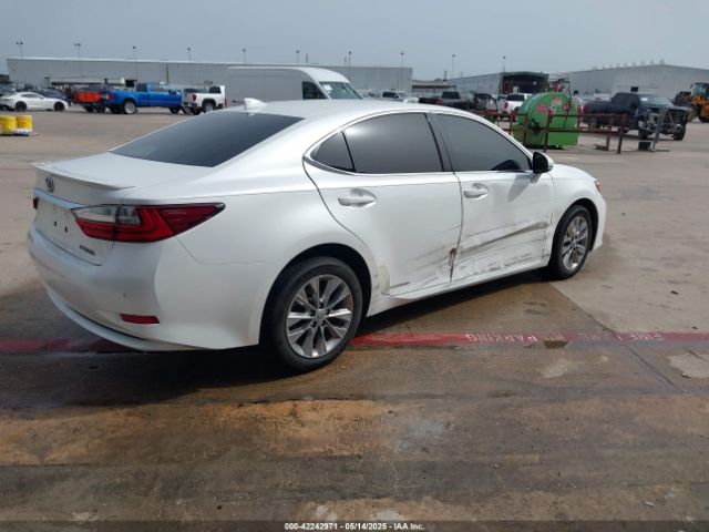JTHBW1GGXG2122104 Lexus ES 300H