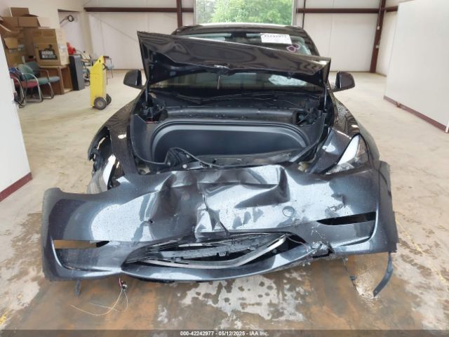 2024 TESLA MODEL Y 7SAYGDED4RF072600 Photo 5