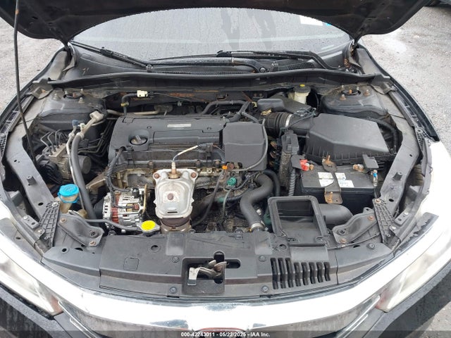 1HGCR2F4XGA075125 Honda ACCORD LX