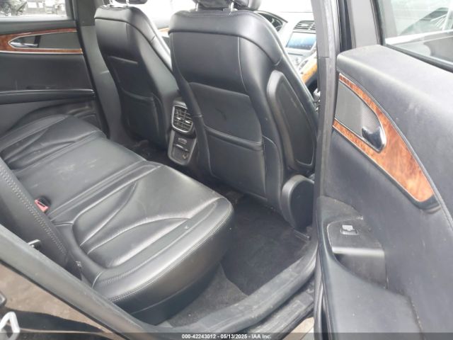2LMPJ8LR8HBL51883 Lincoln Mkx Reserve