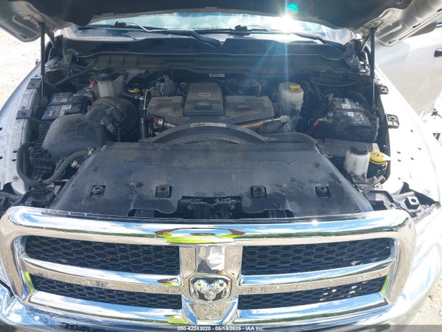 3C6UR5CL6HG519174 RAM 2500 Tradesman  4x4 6'4 Box