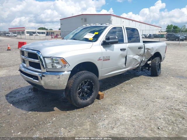 3C6UR5CL6HG519174 RAM 2500 Tradesman  4x4 6'4 Box