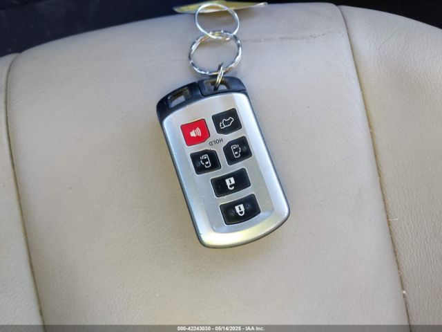 5TDYK3DCXES473671 Toyota Sienna Xle V6 8 Passenger