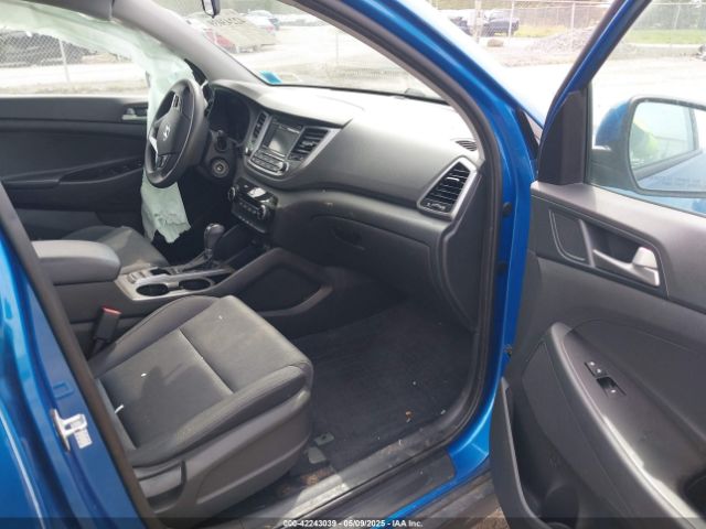 KM8J2CA4XJU776370 Hyundai TUCSON SE