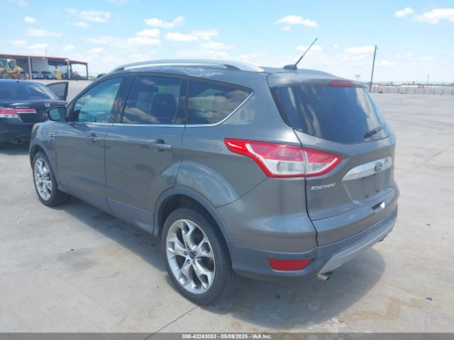 1FMCU0J91EUA83948 Ford Escape Titanium