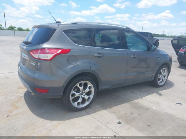 1FMCU0J91EUA83948 Ford Escape Titanium