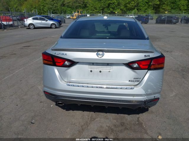 1N4BL4CW8LC137493 Nissan Altima Sr Intelligent Awd