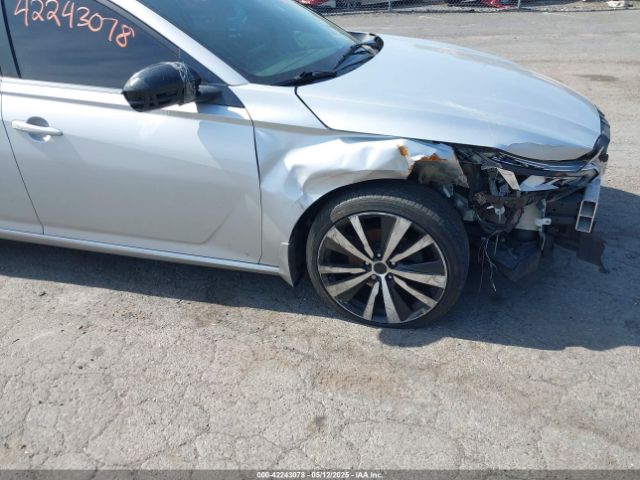 1N4BL4CW8LC137493 Nissan Altima Sr Intelligent Awd