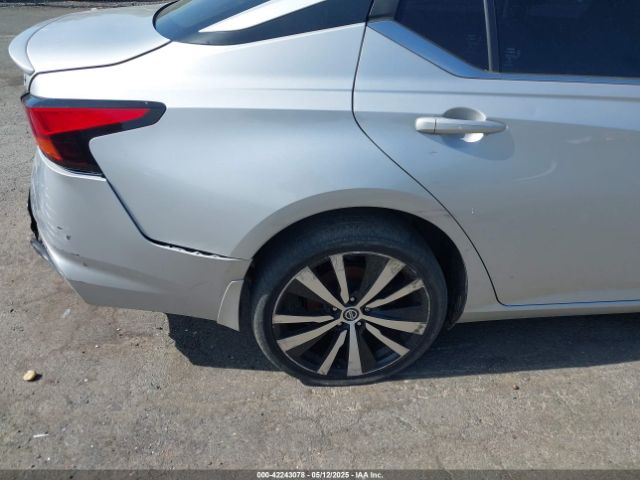 1N4BL4CW8LC137493 Nissan Altima Sr Intelligent Awd