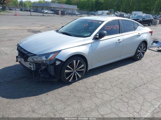 1N4BL4CW8LC137493 Nissan Altima Sr Intelligent Awd