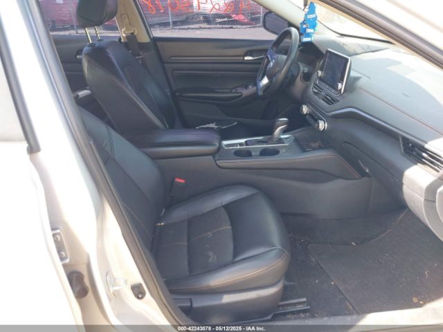1N4BL4CW8LC137493 Nissan Altima Sr Intelligent Awd