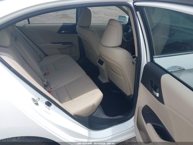 Honda j35y1 2014 1HGCR3F81EA014333 Image 8