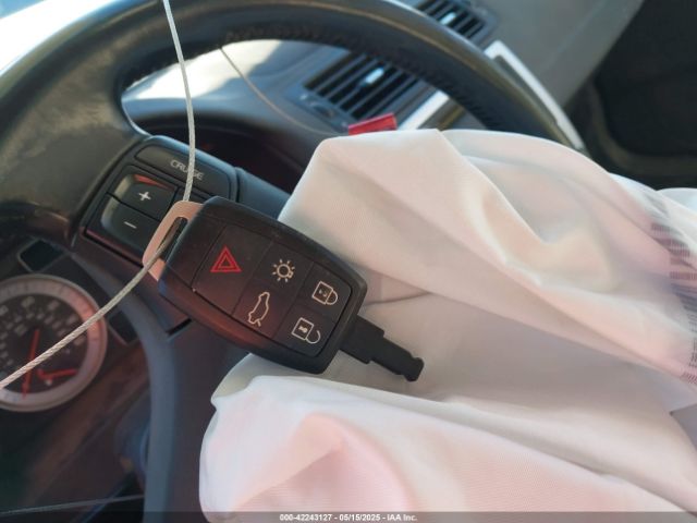 2011 VOLVO C70 YV1672MC6BJ117207 Photo 10