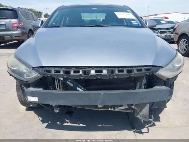 5NPD84LF2HH087495 Hyundai Elantra