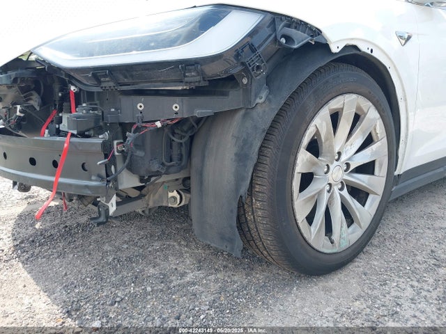 Tesla MODEL X 2018 5YJXCAE23JF106385 Image 20