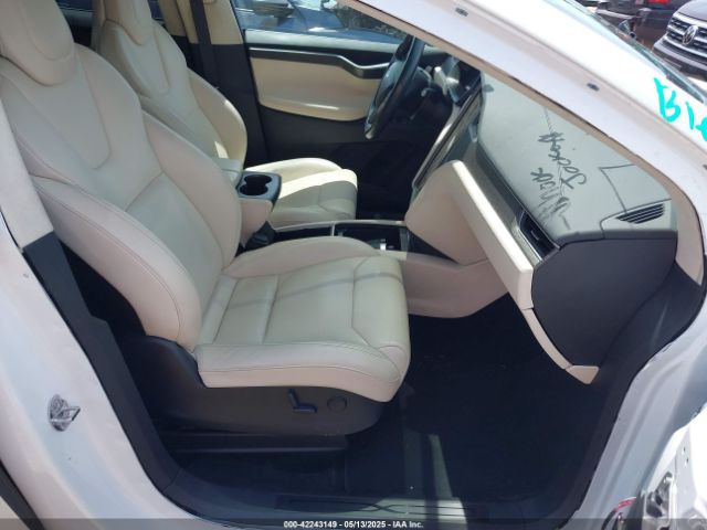 2018 TESLA MODEL X 5YJXCAE23JF106385 Photo 4