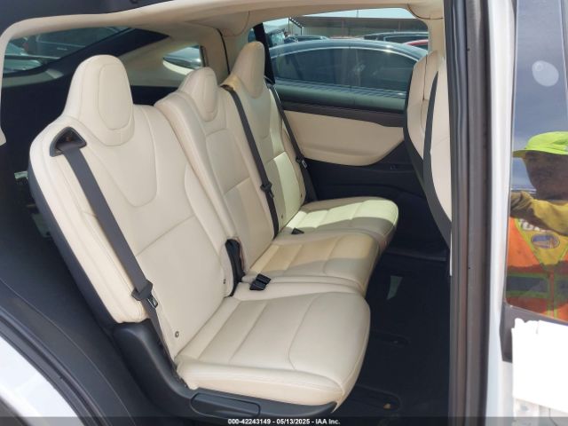 2018 TESLA MODEL X 5YJXCAE23JF106385 Photo 7