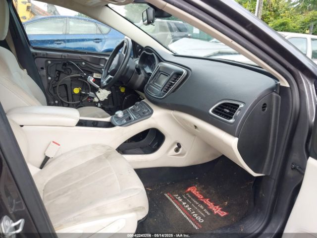 2016 CHRYSLER 200 1C3CCCAB1GN159486 Photo 4