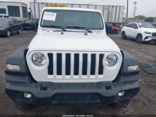 1C4HJXDG9MW582361 Jeep Wrangler Unlimited Sport S 4x4
