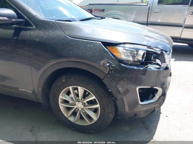 5XYPGDA52GG139742 KIA Sorento 3.3l Lx