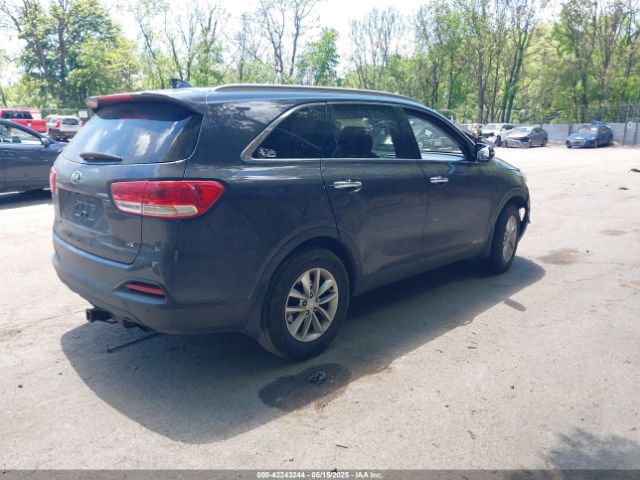 5XYPGDA52GG139742 KIA Sorento 3.3l Lx