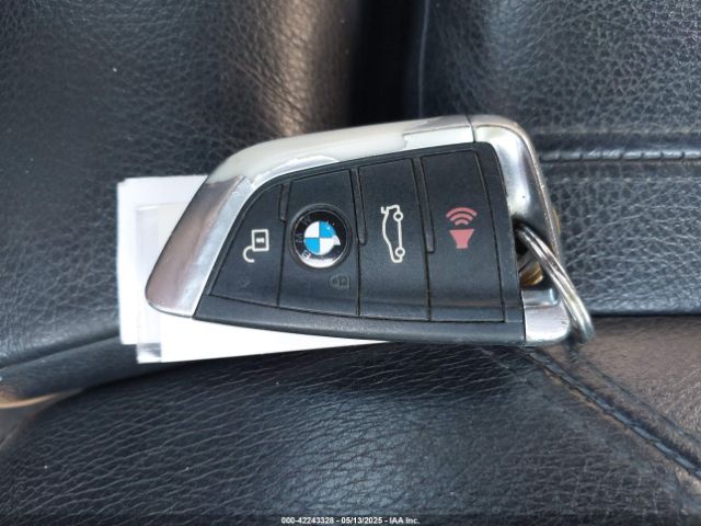 2016 BMW X5 5UXKR2C54G0H43001 Photo 10