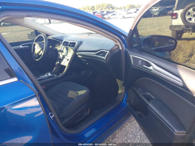 3FA6P0H7XJR106776 Ford FUSION SE