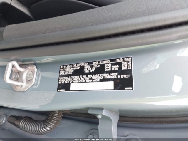 2022 VOLVO XC60 YV4062RL6N1954497 Photo 8