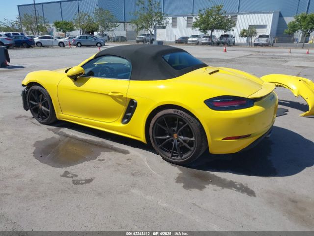 2025 PORSCHE 718 BOXSTER WP0CA2A84SK212207 Photo 2