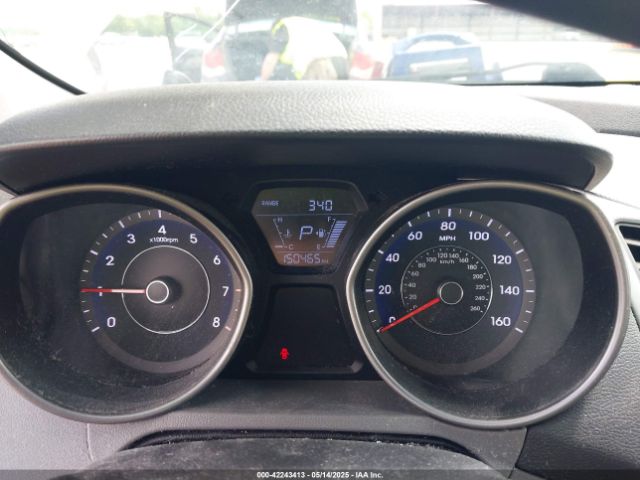 5NPDH4AE6FH608466 Hyundai ELANTRA SE