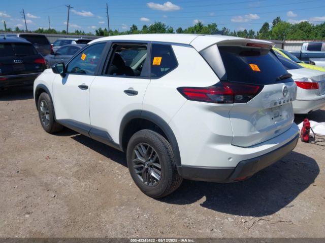 5N1BT3AA1RC683780 Nissan Rogue S Fwd
