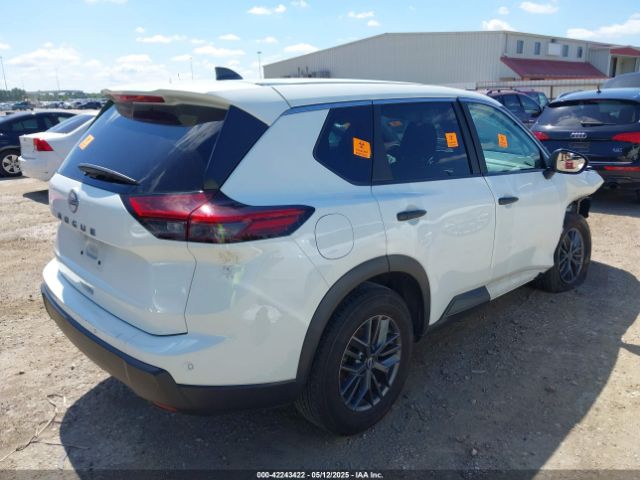 5N1BT3AA1RC683780 Nissan Rogue S Fwd