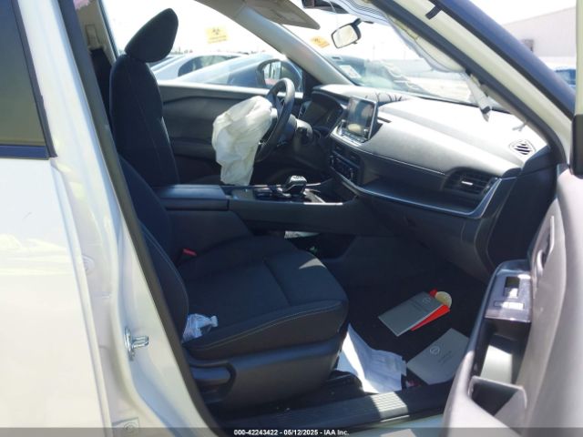 5N1BT3AA1RC683780 Nissan Rogue S Fwd