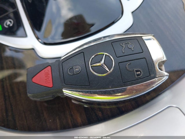 55SWF4KB9HU185871 Mercedes-Benz C-Class