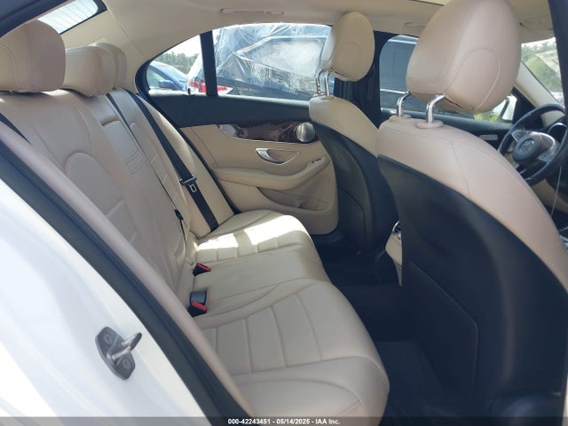 55SWF4KB9HU185871 Mercedes-Benz C-Class