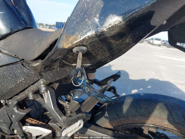 JKAEXKG12LDA67334 Kawasaki Ninja 400
