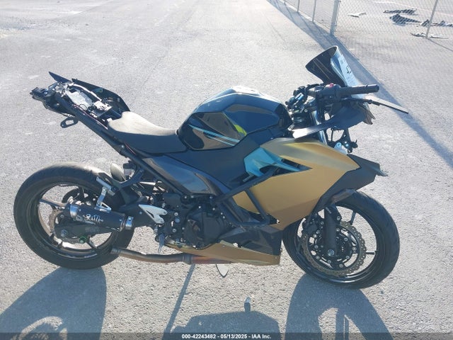 JKAEXKG12LDA67334 Kawasaki Ninja 400