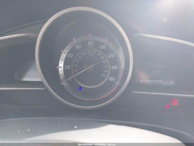 JM1BM1T73G1340730 Mazda pe