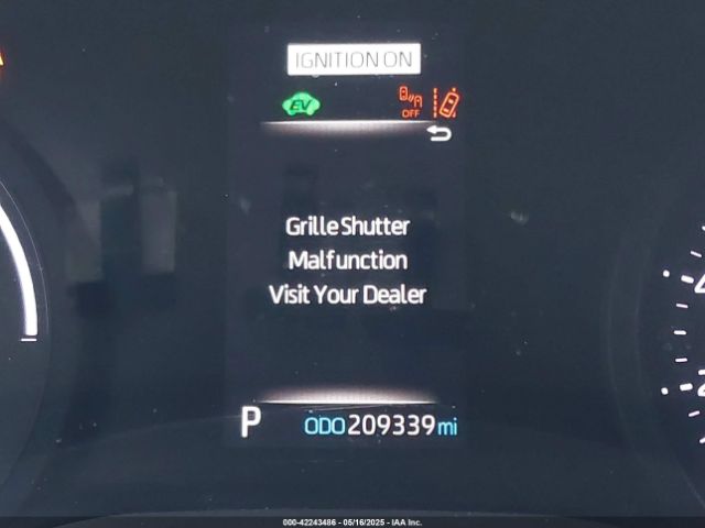 5TDKRKEC1NS099302 Toyota SIENNA LE
