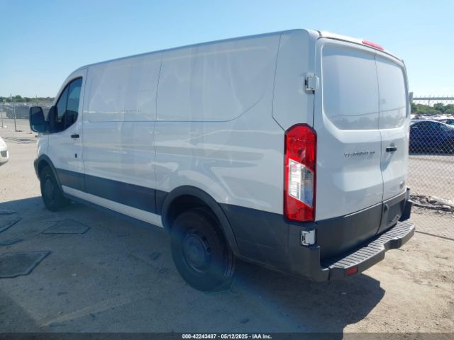 2018 FORD TRANSIT-150 1FTYE1ZM0JKB51992 Photo 2