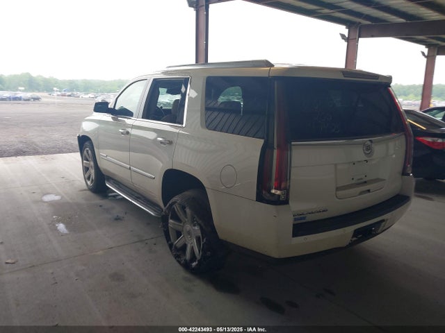 2015 CADILLAC ESCALADE 1GYS4BKJ9FR176302 Photo 2
