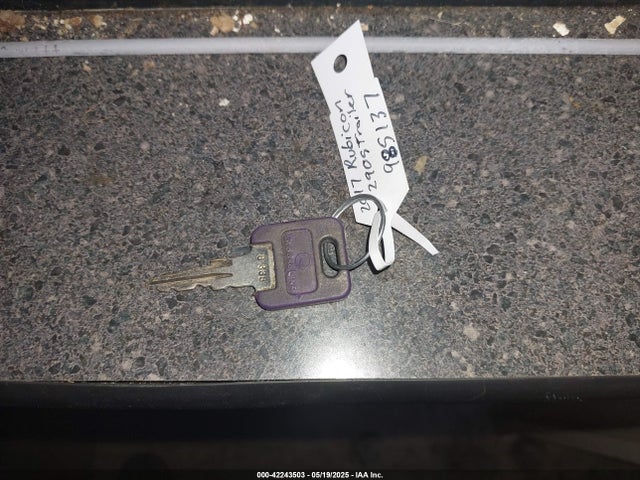 Dutchman Other 2017 4YDT29028HH985137 Image 11