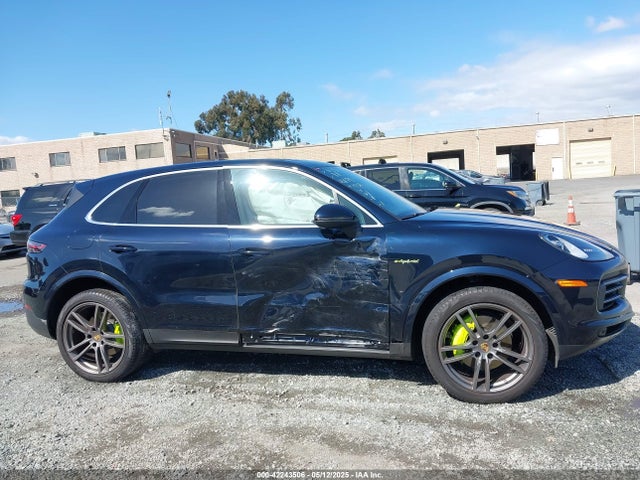 Porsche Cayenne 2023 WP1AE2AY9PDA12252 Image 13