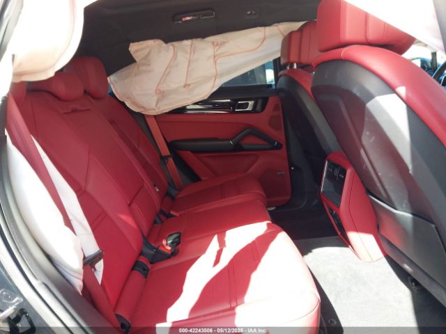 2023 PORSCHE CAYENNE E-HYBRID WP1AE2AY9PDA12252 Photo 7