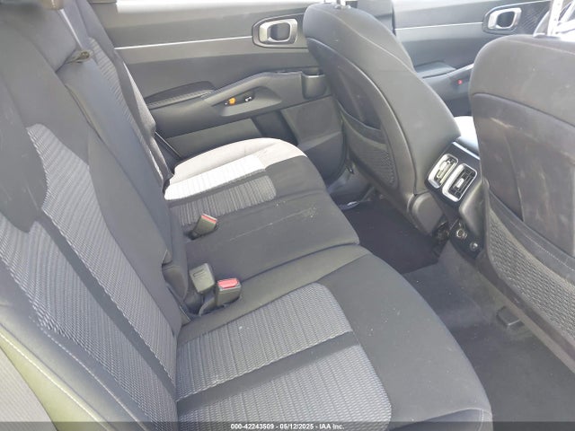 5XYRG4LC7PG208106 KIA SORENTO LX