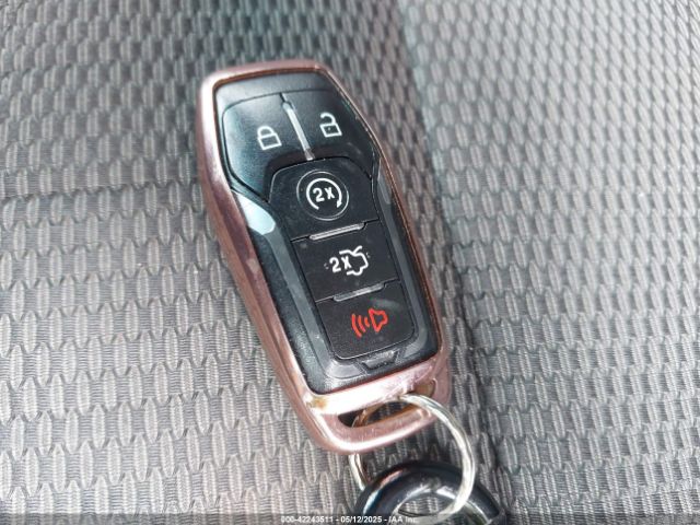 1FM5K7D82GGA56690 Ford EXPLORER XLT