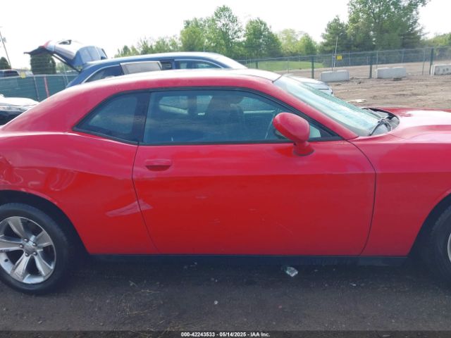 2C3CDZAG3FH723612 Dodge Challenger Sxt