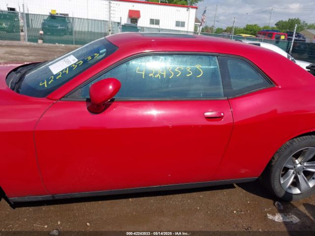 2C3CDZAG3FH723612 Dodge Challenger Sxt