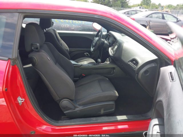 2C3CDZAG3FH723612 Dodge Challenger Sxt