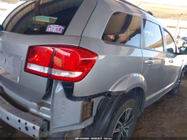 3C4PDCBG0JT512294 Dodge Journey Sxt